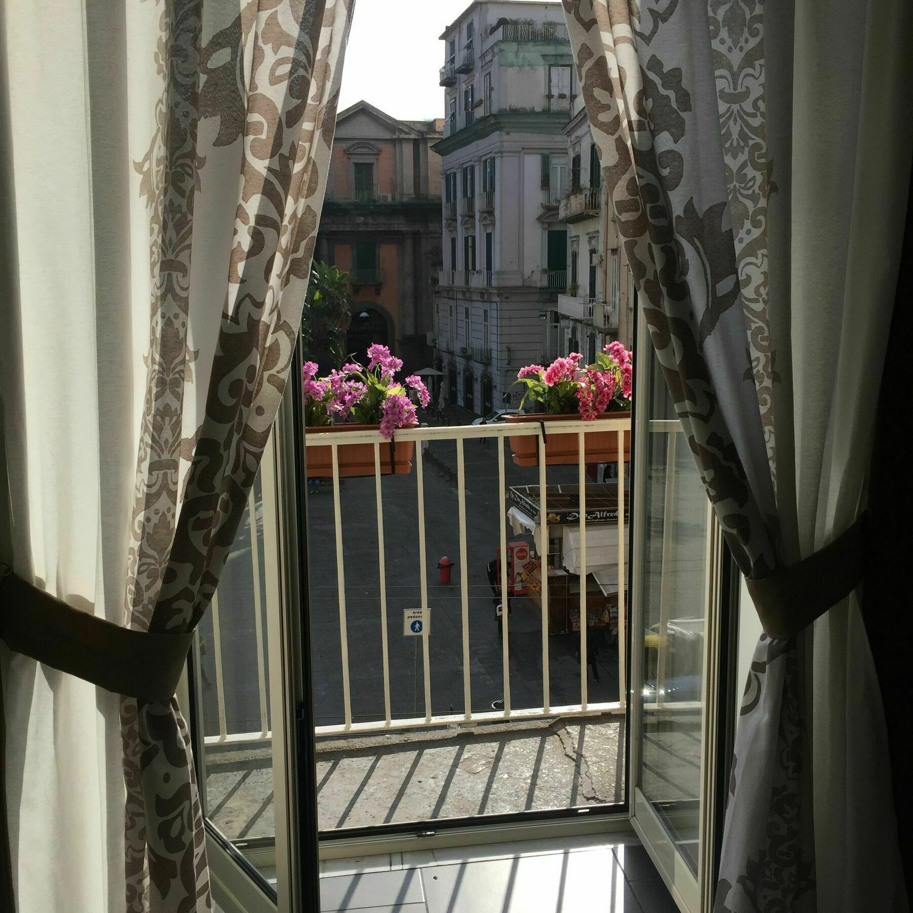 Dante & Beatrice Bed & Breakfast Naples Exterior photo